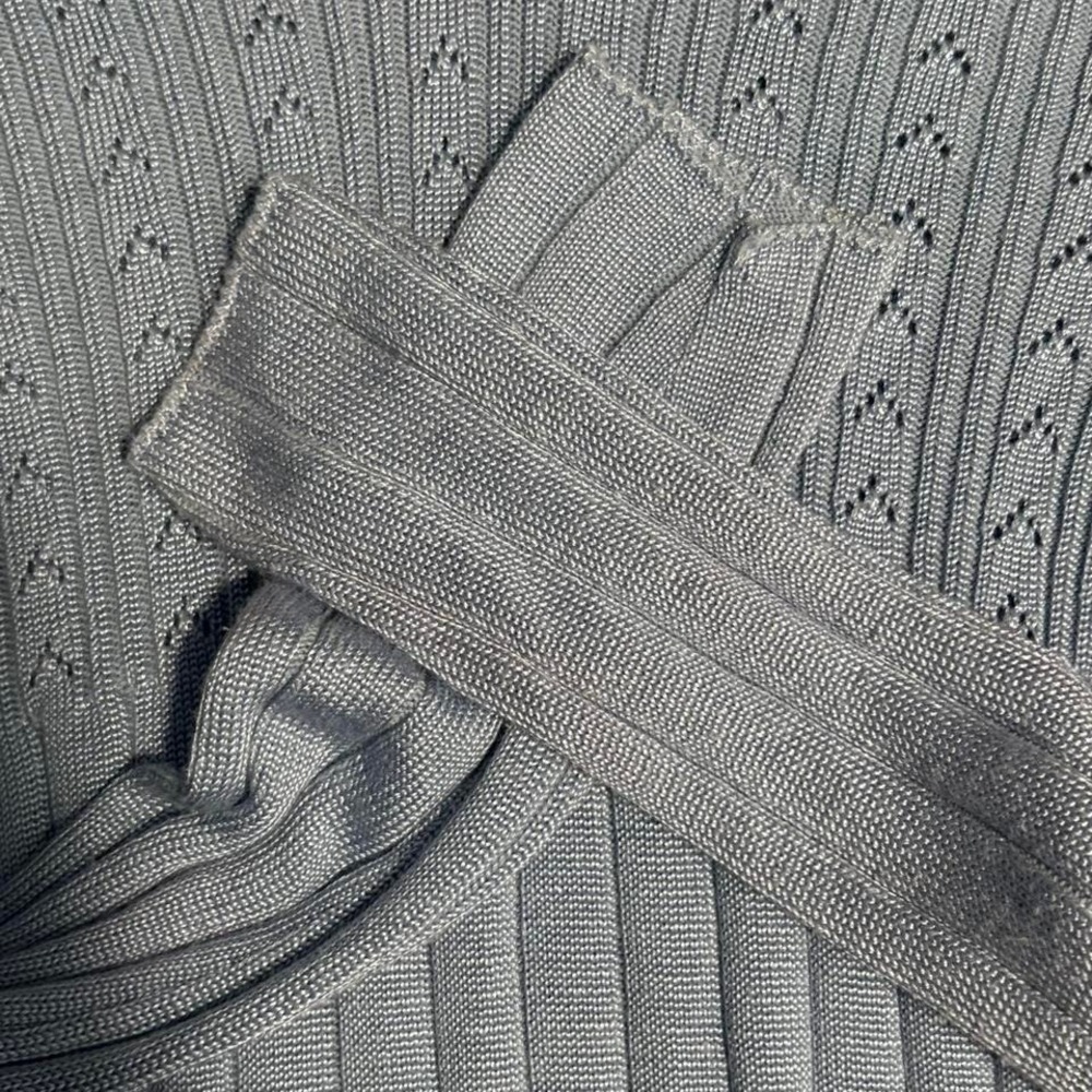 Vintage blue long sleeve sweater with ribbed detailing - Picture 5 of 8